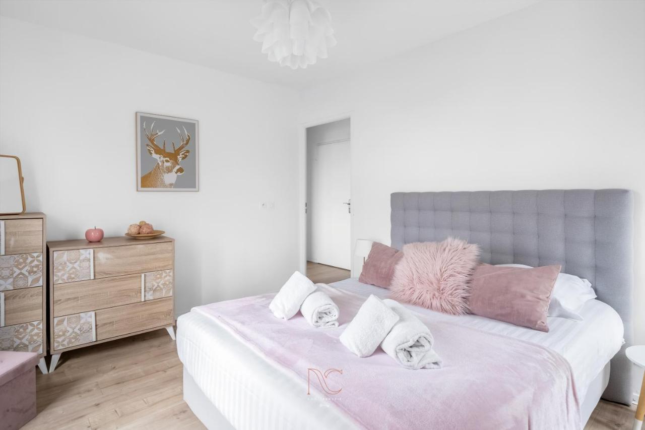 Disneyland-paris, 8pers, Wifi, Netflix, 2 Parkings Apartment